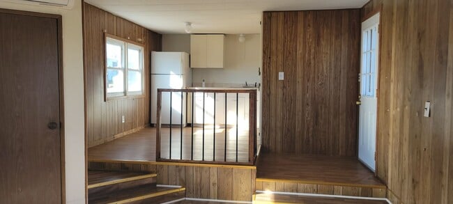 Foto del edificio - 2 BEDROOM 1 BATHROOM HOUSE FOR RENT