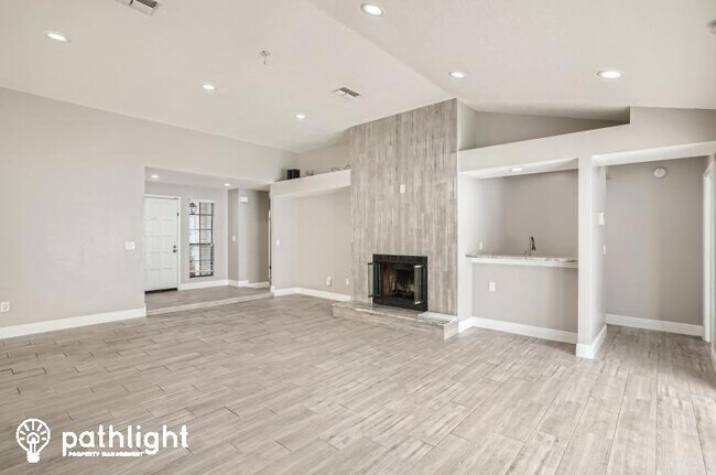 Foto del edificio - 9406 Pebble Glen Avenue, Tampa, FL, 33647
