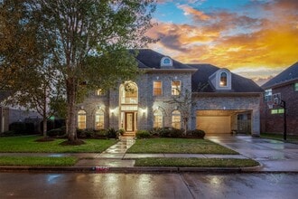 Building Photo - 22823 Roberts Run Ln