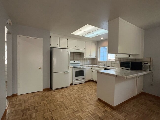 Building Photo - 5683 Keymar Dr