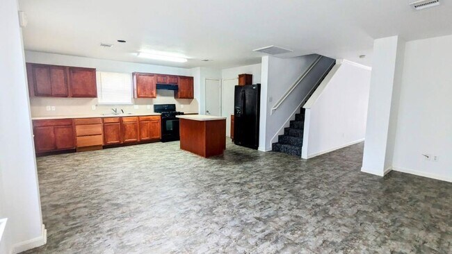 Foto del edificio - 18714 Remington Park Dr