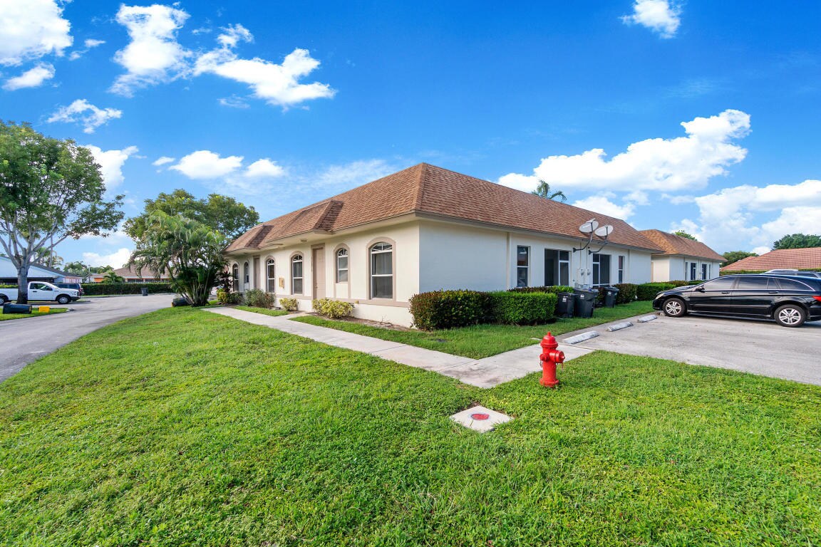 11959 Sturbridge Lane Wellington Fl 33414 Room for Rent in Wellington