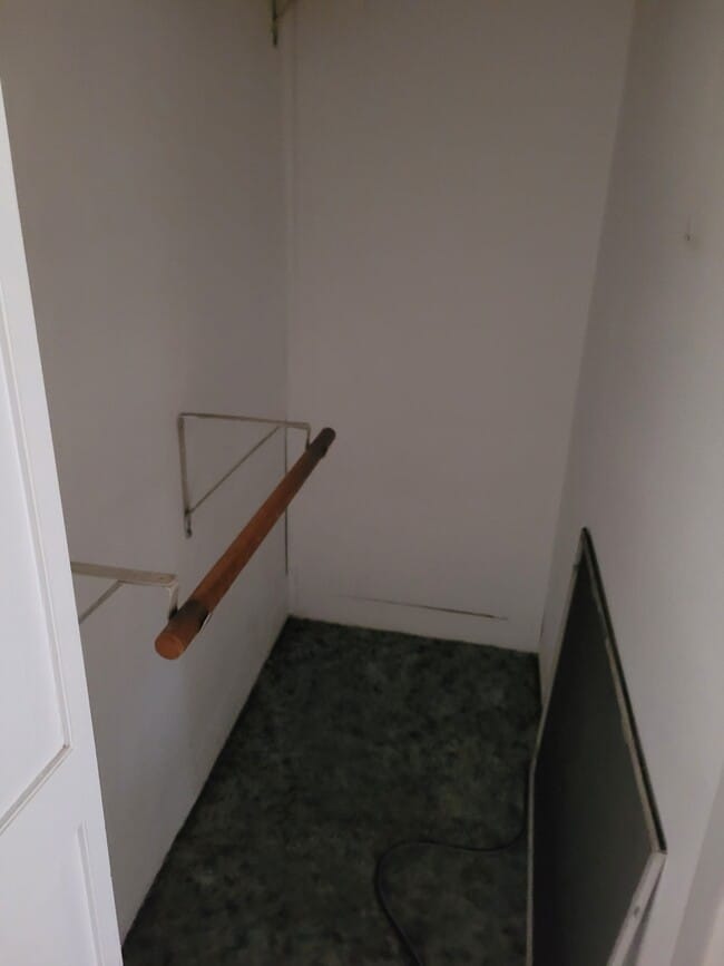 Walk in closet in main bedroom - 1413 Darby Rd