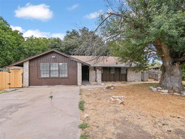 Building Photo - 4604 Lambs Ln