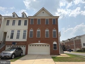 Building Photo - 25370 Whippoorwill Terrace