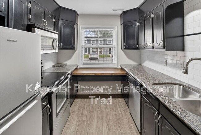 Foto del edificio - 2317 Patriot Way