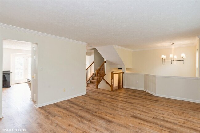 Foto del edificio - 8705 Lost Valley Dr
