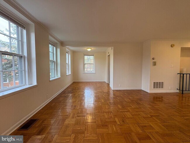 Foto del edificio - 3620 38th St NW