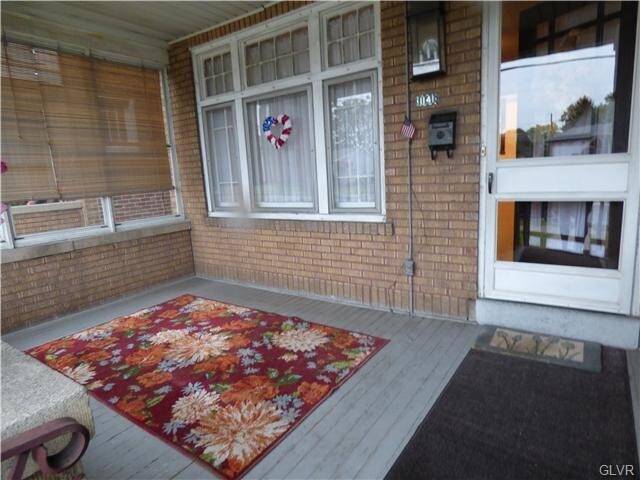 Foto del edificio - 1141 Fullerton Ave