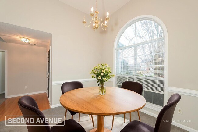 Foto del edificio - 661 Morningside Dr N