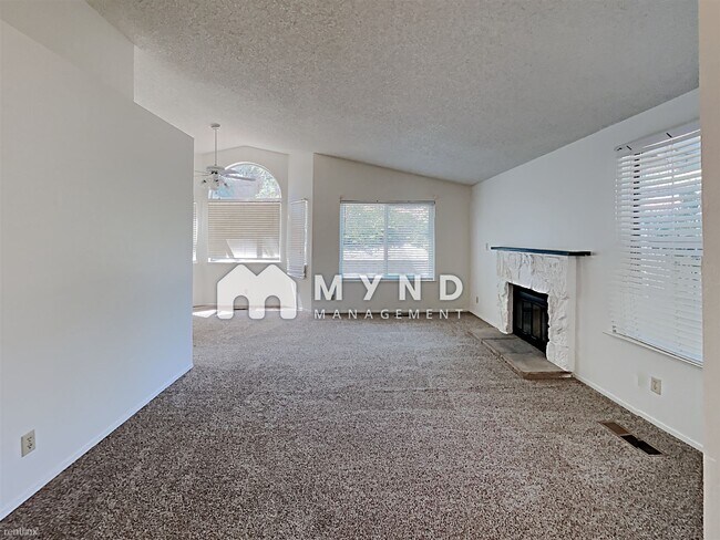 Foto del edificio - 3 br, 2 bath House - 6180 Diplomat Dr