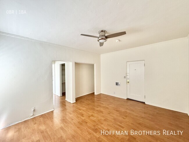 Foto del edificio - 439 N Van Ness Ave