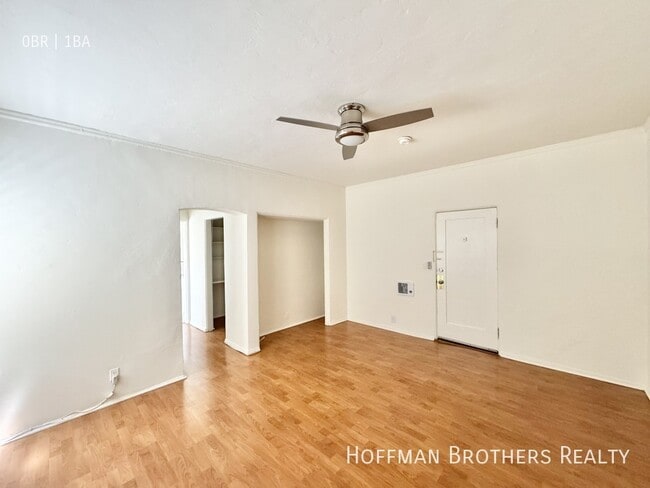 Building Photo - 439 N Van Ness Ave