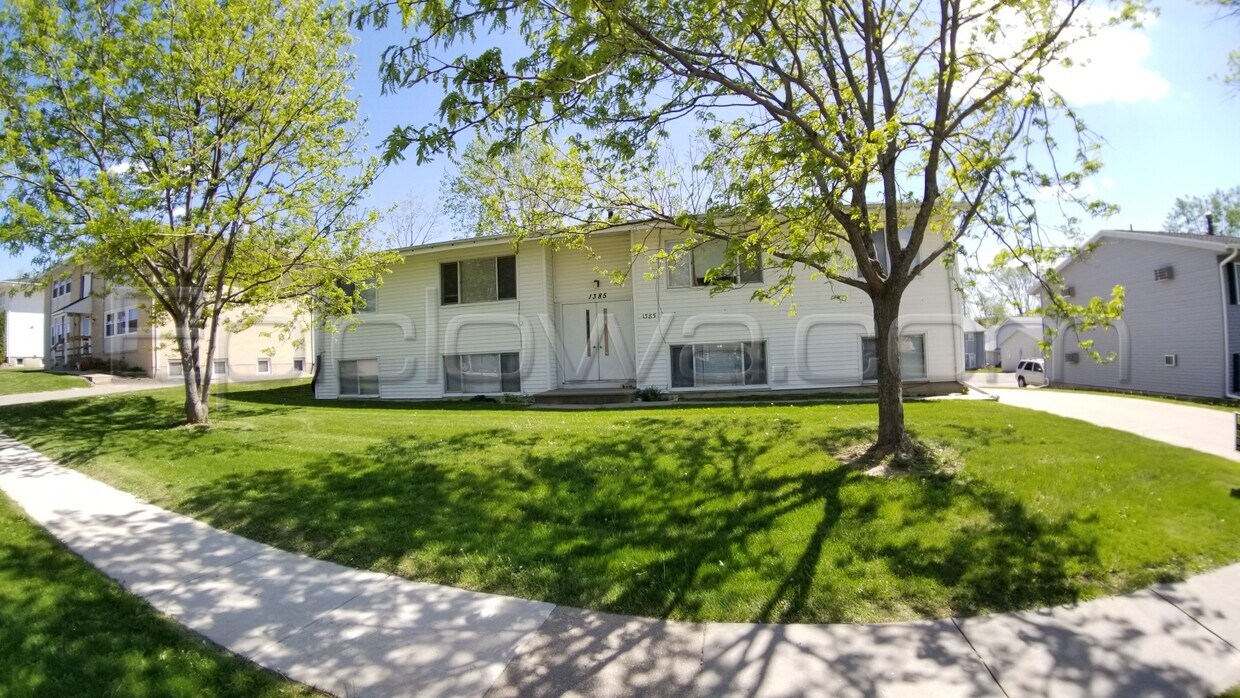 Foto del edificio - 1385 Meadowview Dr