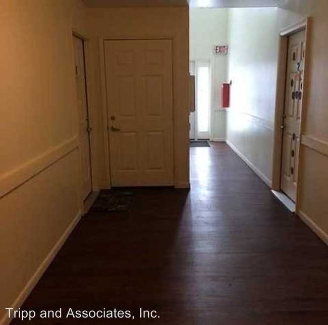 Building Photo - 1 br, 1 bath Apartment - 474 & 478 Scott St.