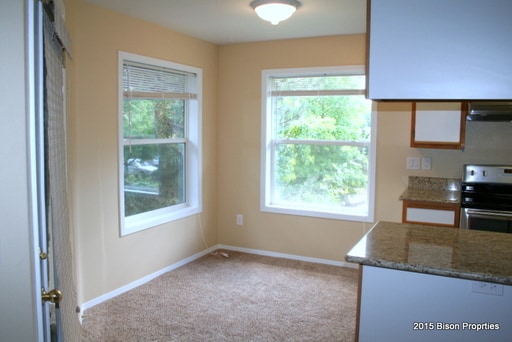 Building Photo - 6010 SW Fisher Ave