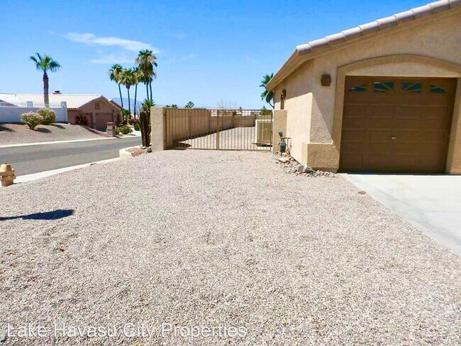 Foto del edificio - 3 br, 2 bath House - 2304 Buckingham Blvd