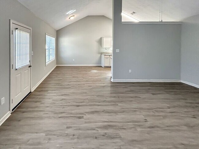 Foto del edificio - 229 Bridgeport Ln