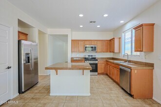 Building Photo - 39904 N Bell Meadow Trail