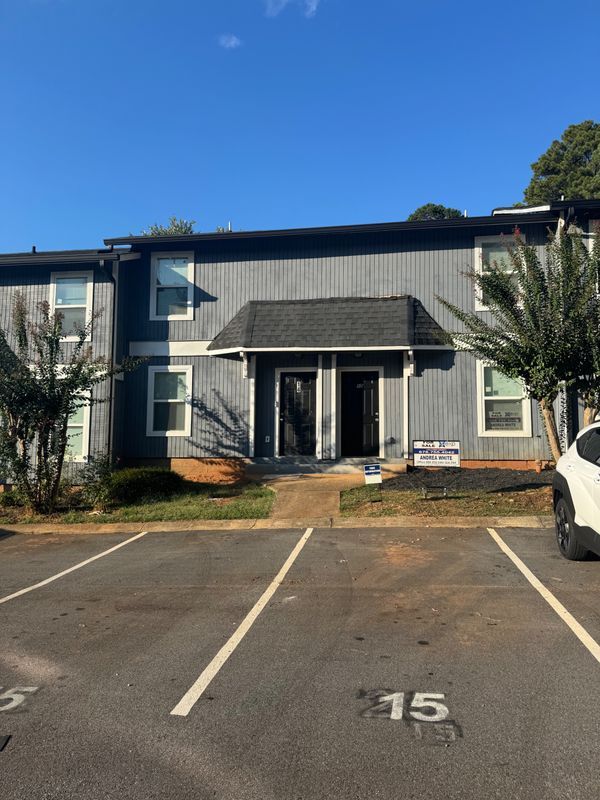Foto del edificio - 2340 Beaver Ruin Rd