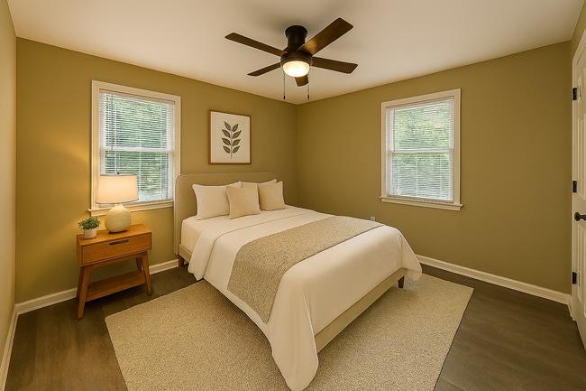 Building Photo - 2621 Rochester Rd