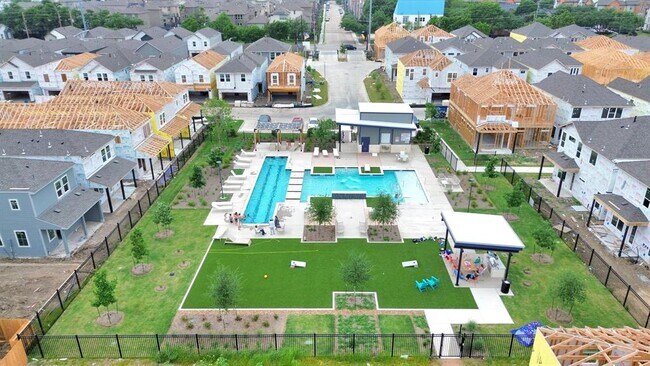 Foto del edificio - 8407 Arden valley Ln