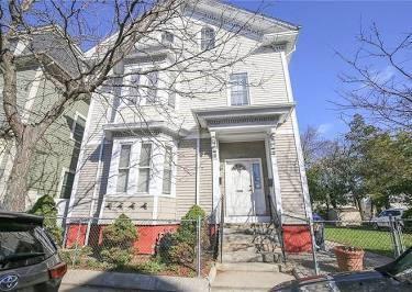 Primary Photo - 219 Bellevue Ave