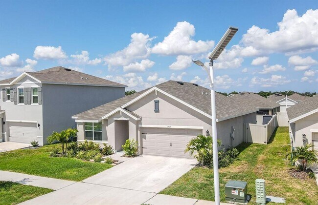 Foto del edificio - 17021 Avon Dive Ln