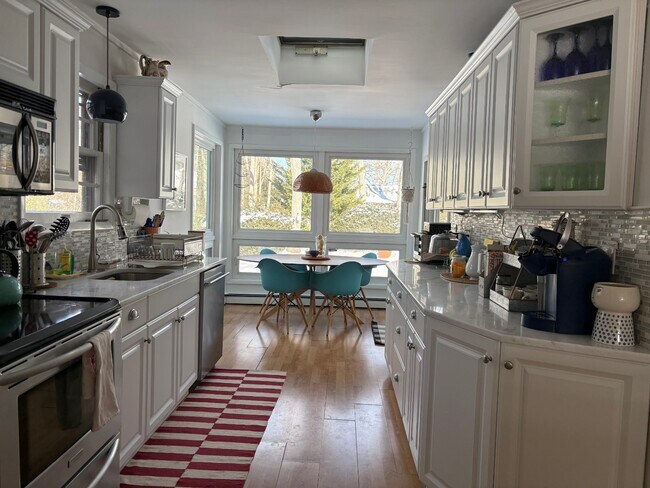 Foto del edificio - 4 Mary Ct