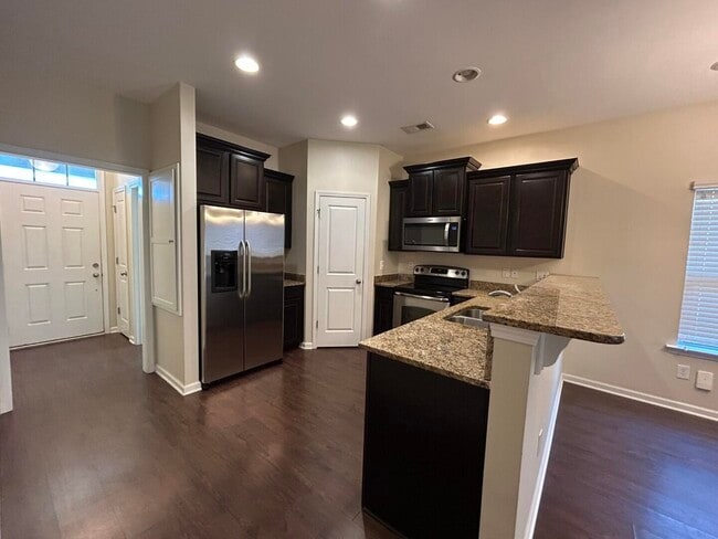 Building Photo - 1566 Ruger Dr