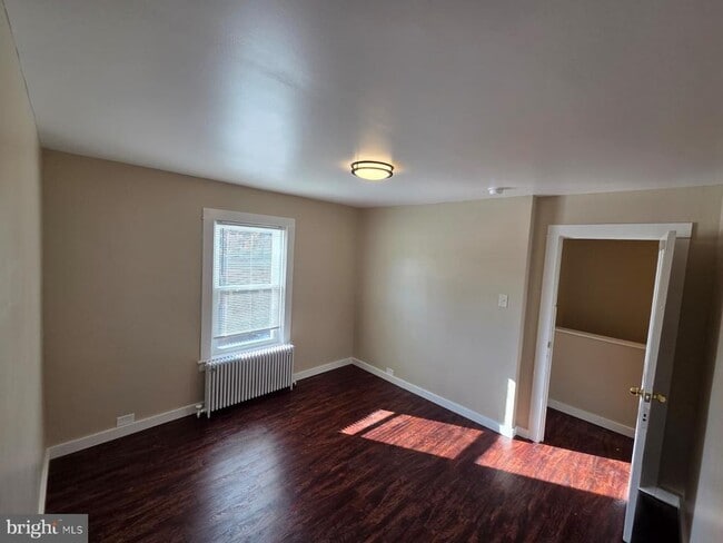 Foto del edificio - 143 Old Dorwart St