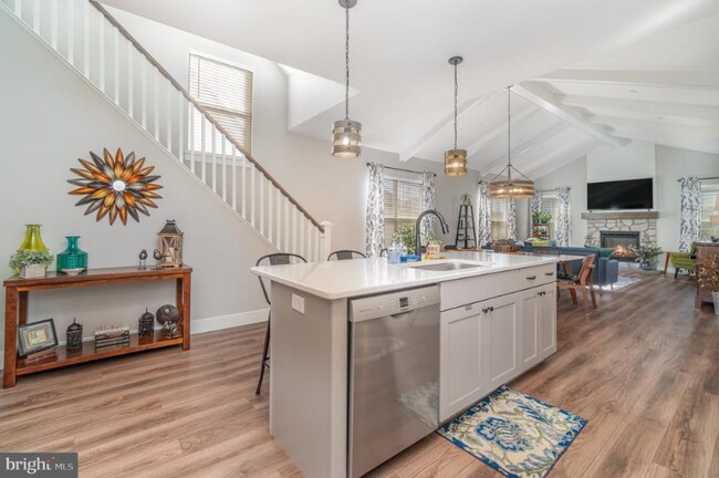 Foto del edificio - 104 Edge Towne Ln