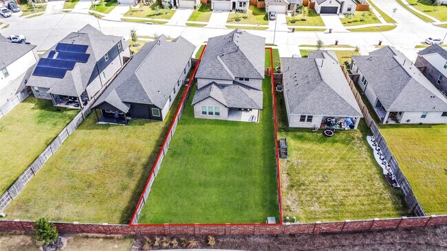 Foto del edificio - 2445 Whisper Frst Dr