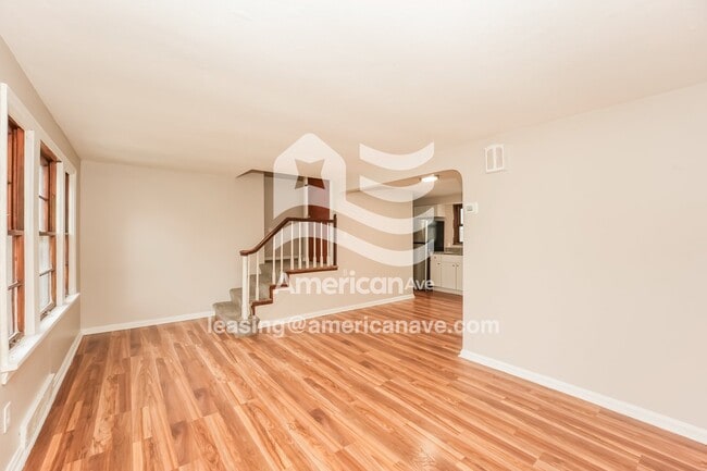 Building Photo - 3802 Vernon Ave NW