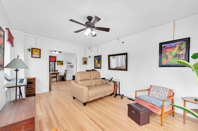 Foto del edificio - 130 4th Ave N