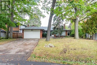 Building Photo - 39 Farningham Crescent