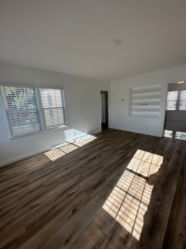 Foto principal - 1802 Ocean Park Blvd