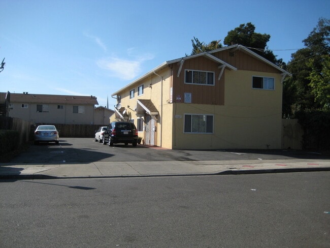 Building Photo - 26223 Gamboa St