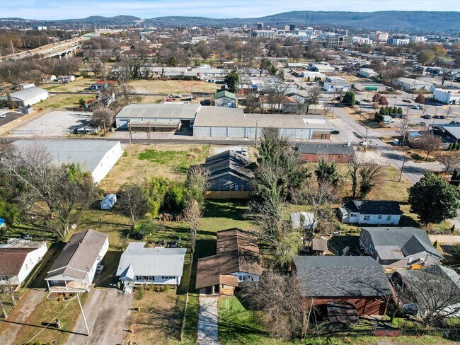 Foto del edificio - Beautifully Updated 3-Bedroom Home in Prime Location!