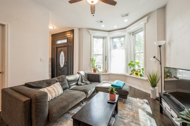 Foto del edificio - 1234 W Huron St