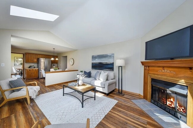 Building Photo - 2264 Briarhill Dr