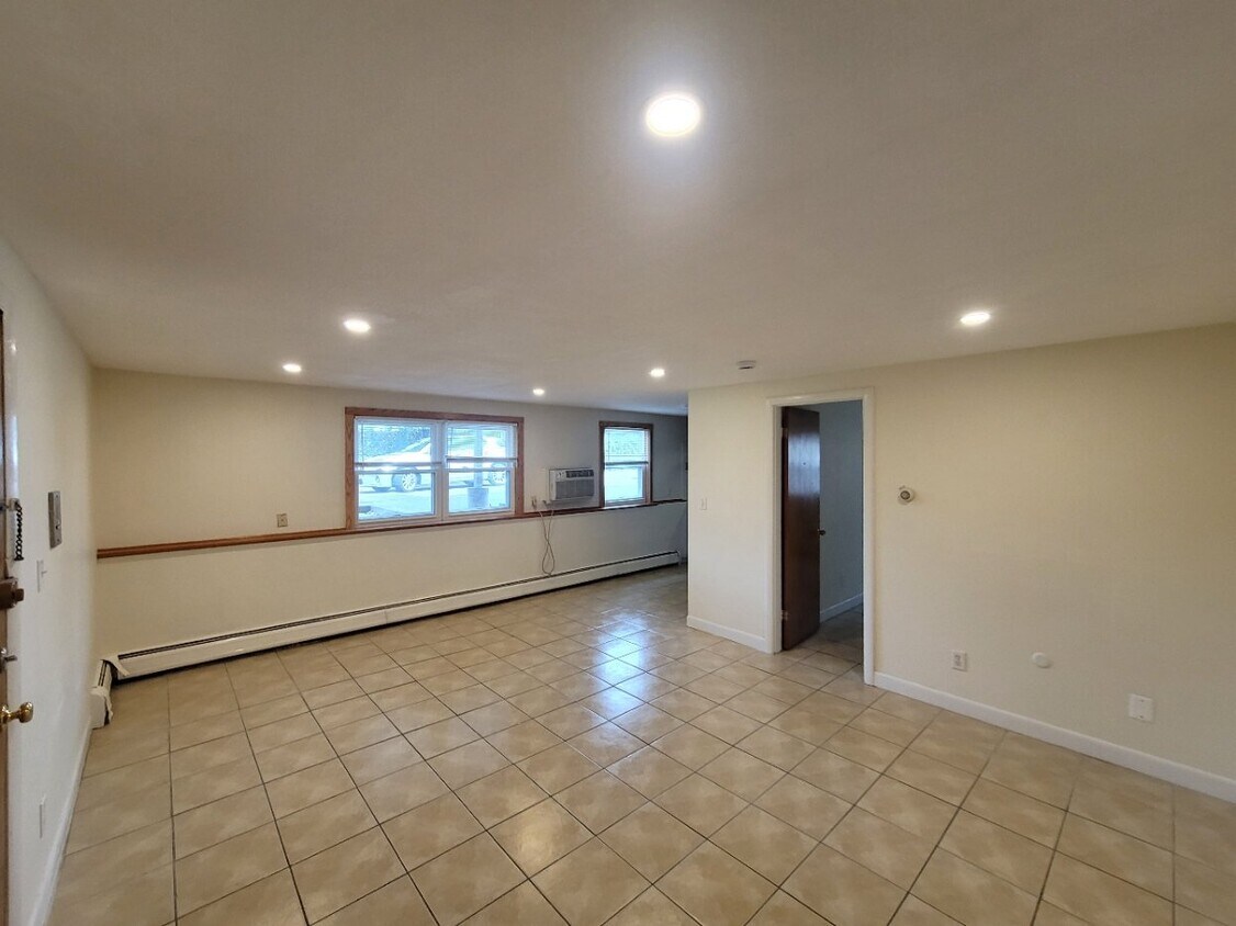 Photo - 1538 Eastern Ave (Malden, MA)