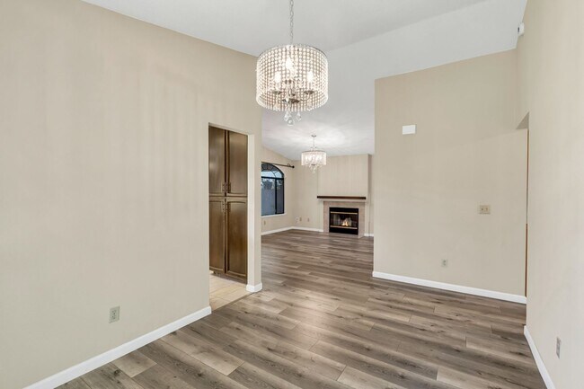 Foto del edificio - Charming 3BR House in Antelope