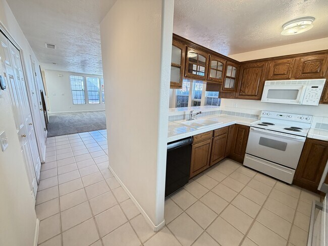 Foto del edificio - 1200 Glen Canyon Dr