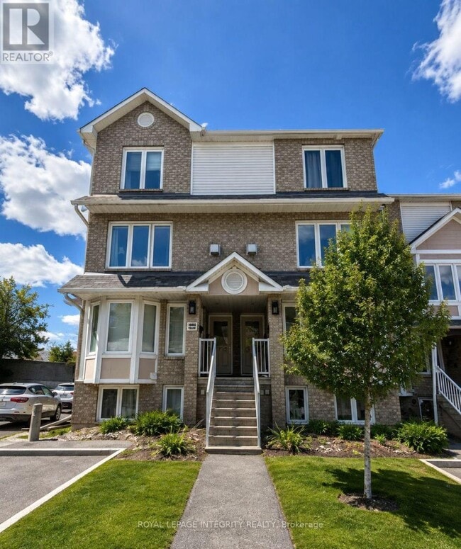 Building Photo - 1660 Locksley Ln