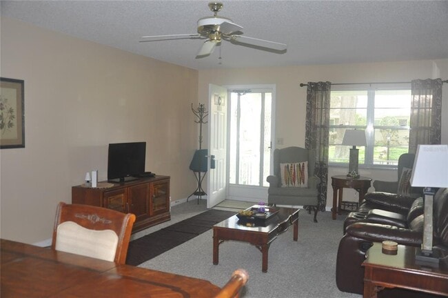 Foto del edificio - 8552 SW 93rd Pl