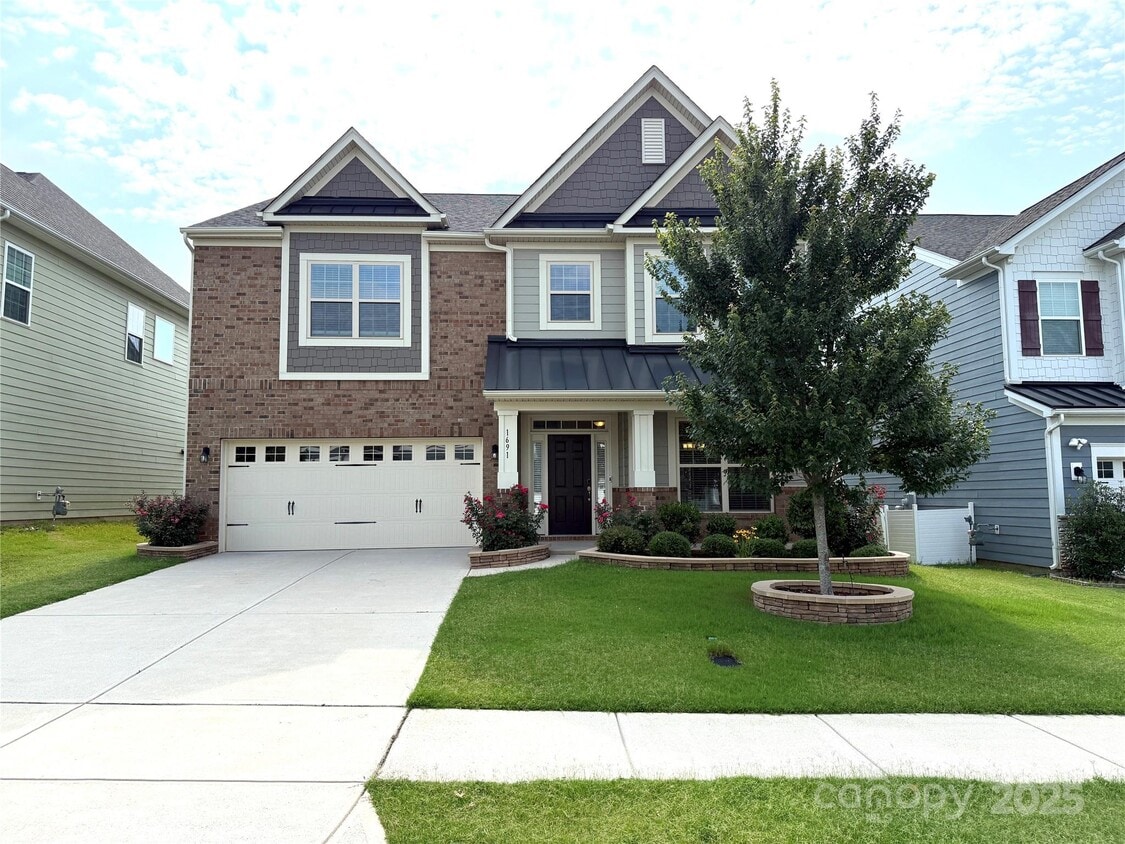 Primary Photo - 1691 Spears Dr NW