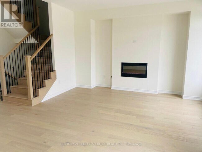 Building Photo - 33 Camino Real Dr