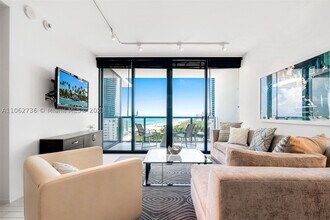 Building Photo - 2201 Collins Ave