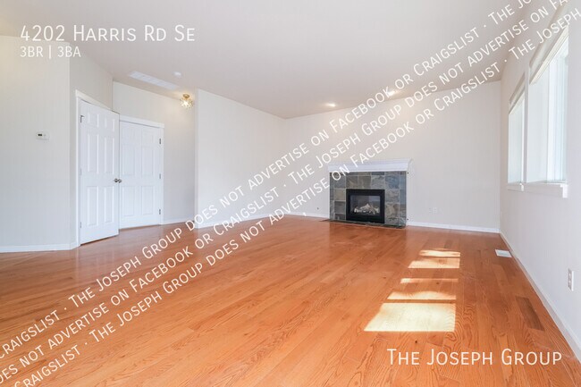 Foto del edificio - 4202 Harris Rd SE